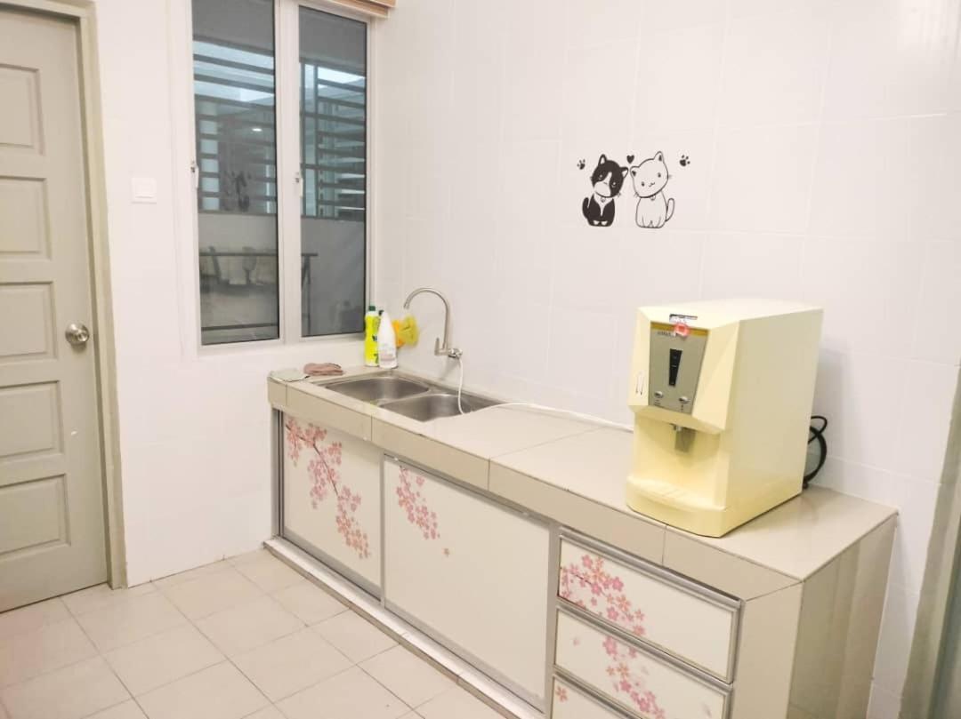 Apartment The Venus Block B31st Floor Sri Manjung Kampong Lumut Kiri